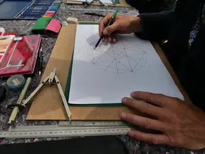 Aus einem Pentagon wird ein Pentagramm Aus einem Pentagon wird ein Pentagramm