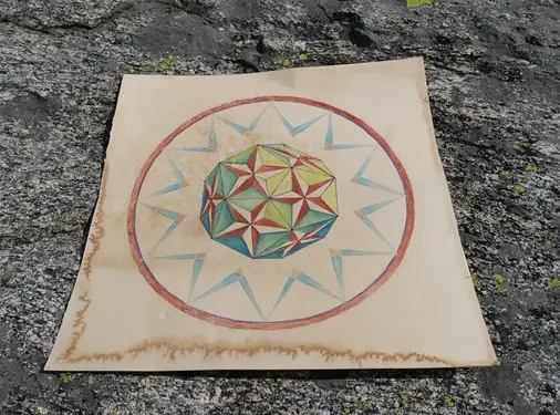 Fünfecke und Pentagram mit Gouache